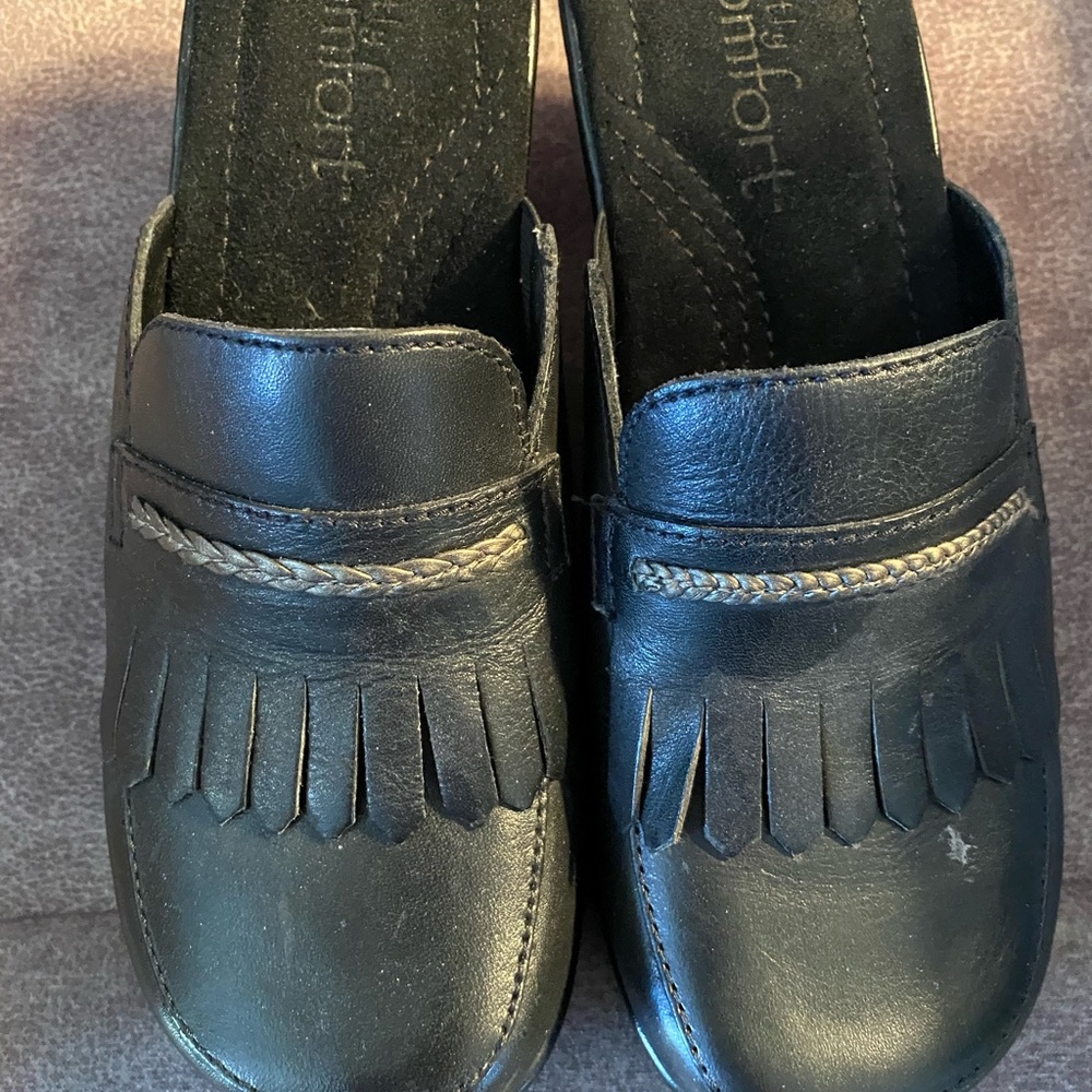 Black clogs